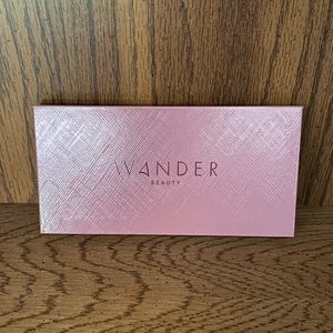 Wander Beauty Getaway Palette